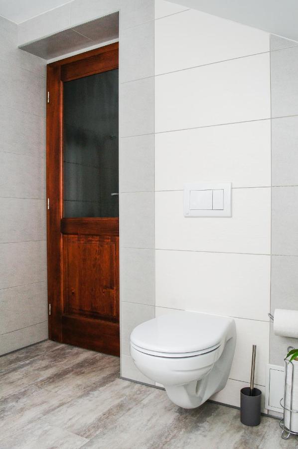 Apartmany Rumpa-Drinks اوسترافا المظهر الخارجي الصورة